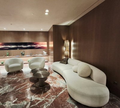 Golvende meubels brengen sculptuur in je woonkamer